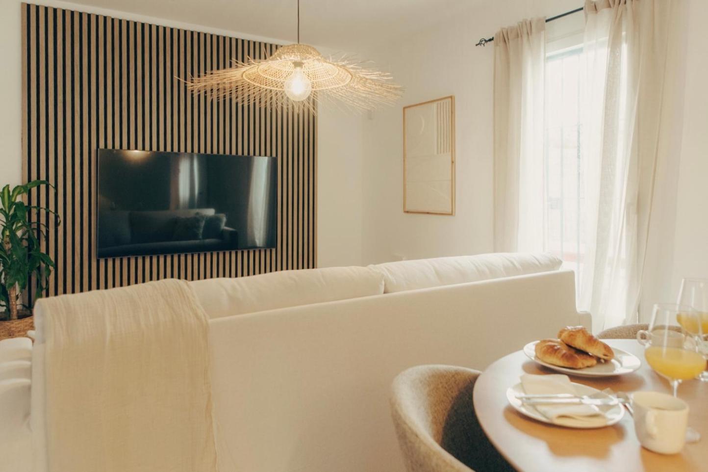 Gaia House - Exclusive & Free Parking Holiday home *